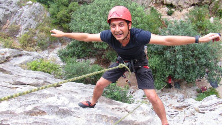 OUTDOOR CLIMBING COURSES