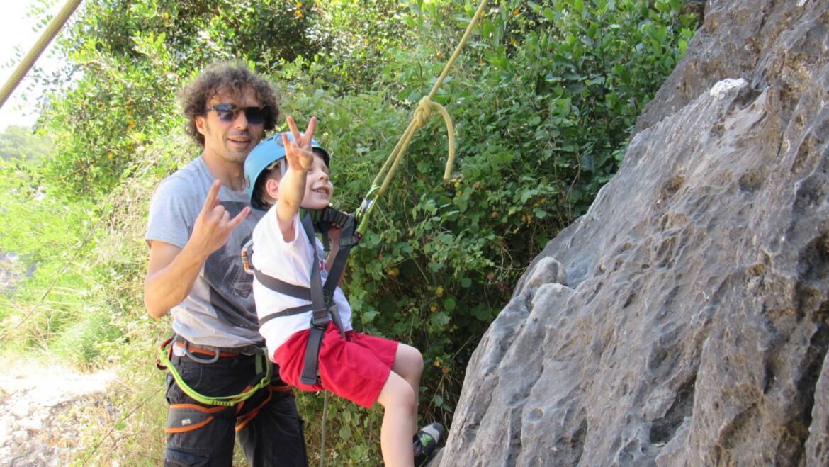 FAMILY CLIMBING & KIDS CLUB